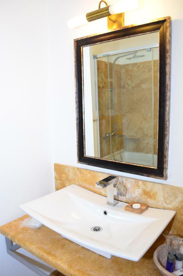 Gule Cunda Hotell Ayvalı Exteriör bild